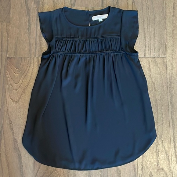 LOFT Black Ruffle Shell - Size XS - Picture 1 of 7